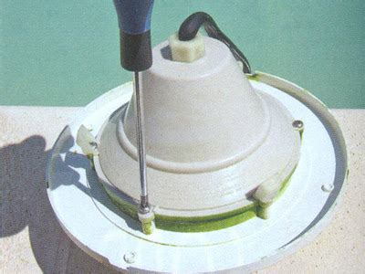 ampoule pour piscine desjoyaux